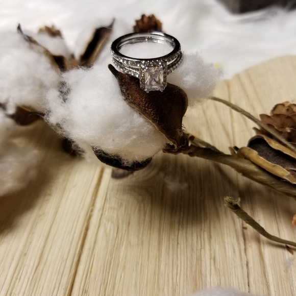 💍💍Gorgeous 2pc Set Engagement Ring CZ💍💍 - Picture 10 of 13